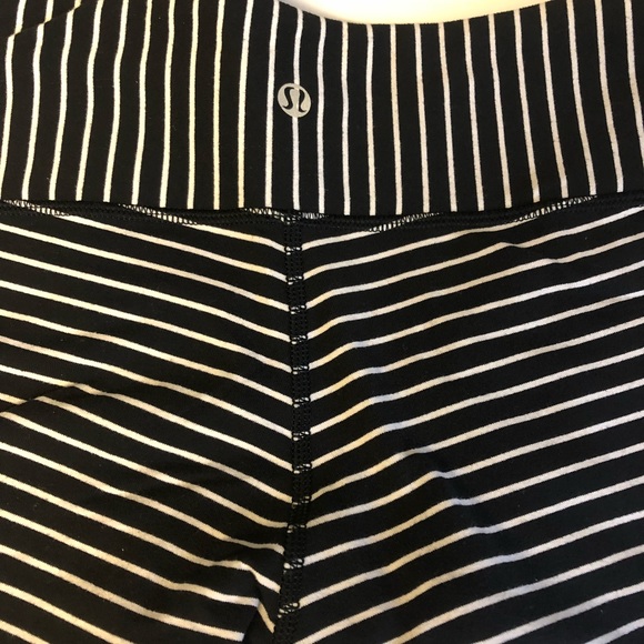 Lululemon Wunder Under Crop Parallel Stripe - Picture 4 of 6